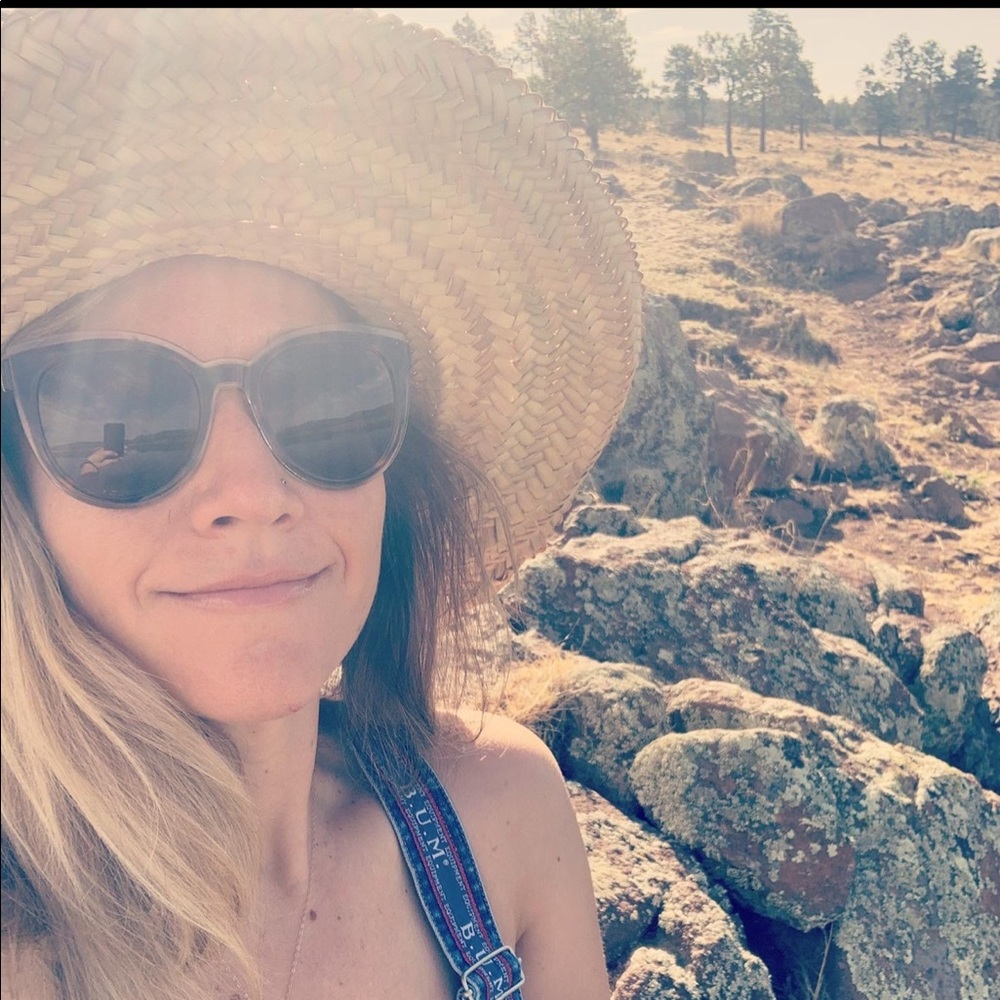 Meet your Posher, Emily